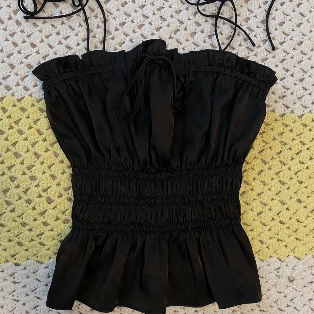 Stunning Topshop Silk Fancy Top!